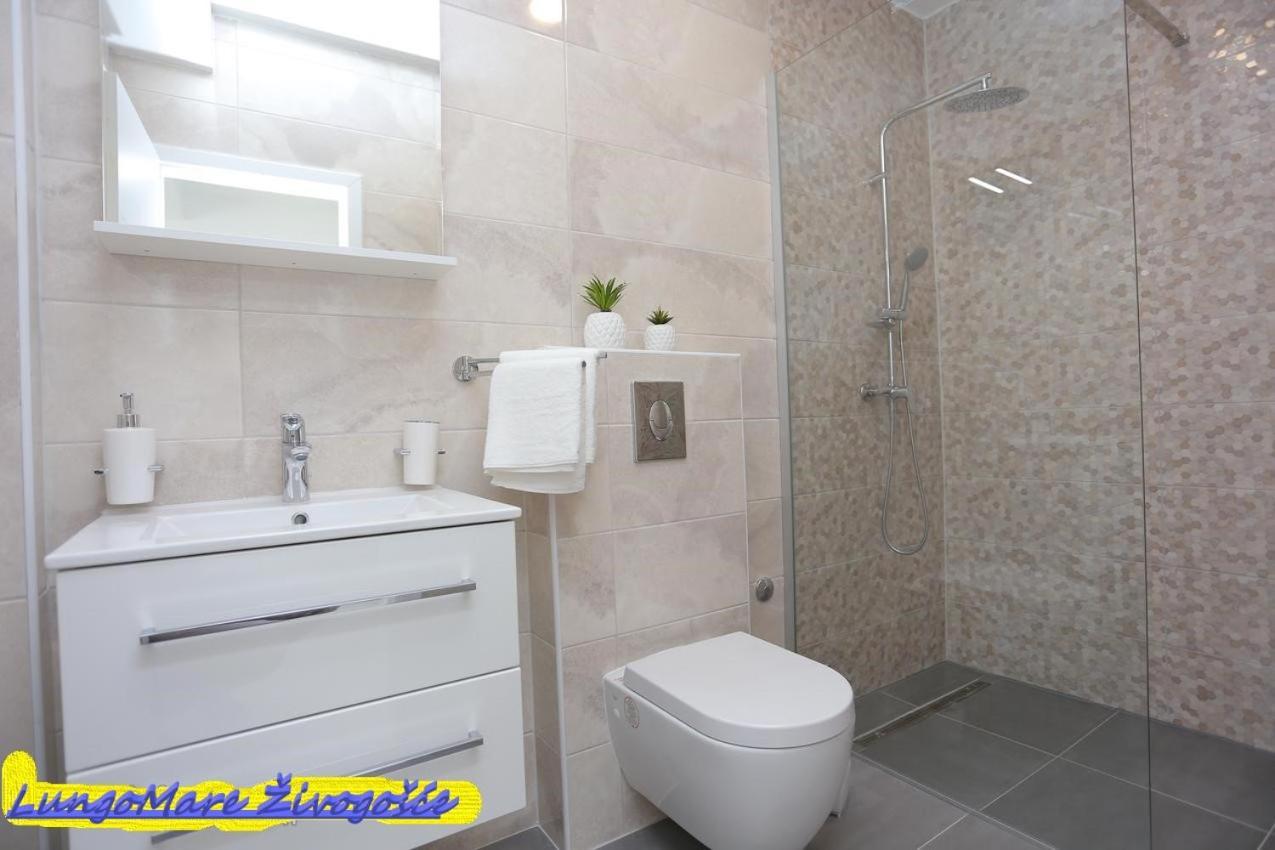Apartmants Villa Lungo Mare Zivogosce Exterior photo